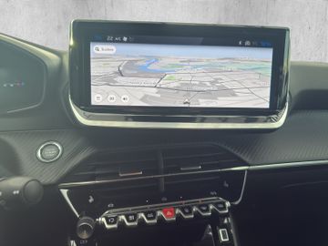 Peugeot 208 Allure Hybrid 110 KeyLess+LED+SHZ+NAVI+KAM