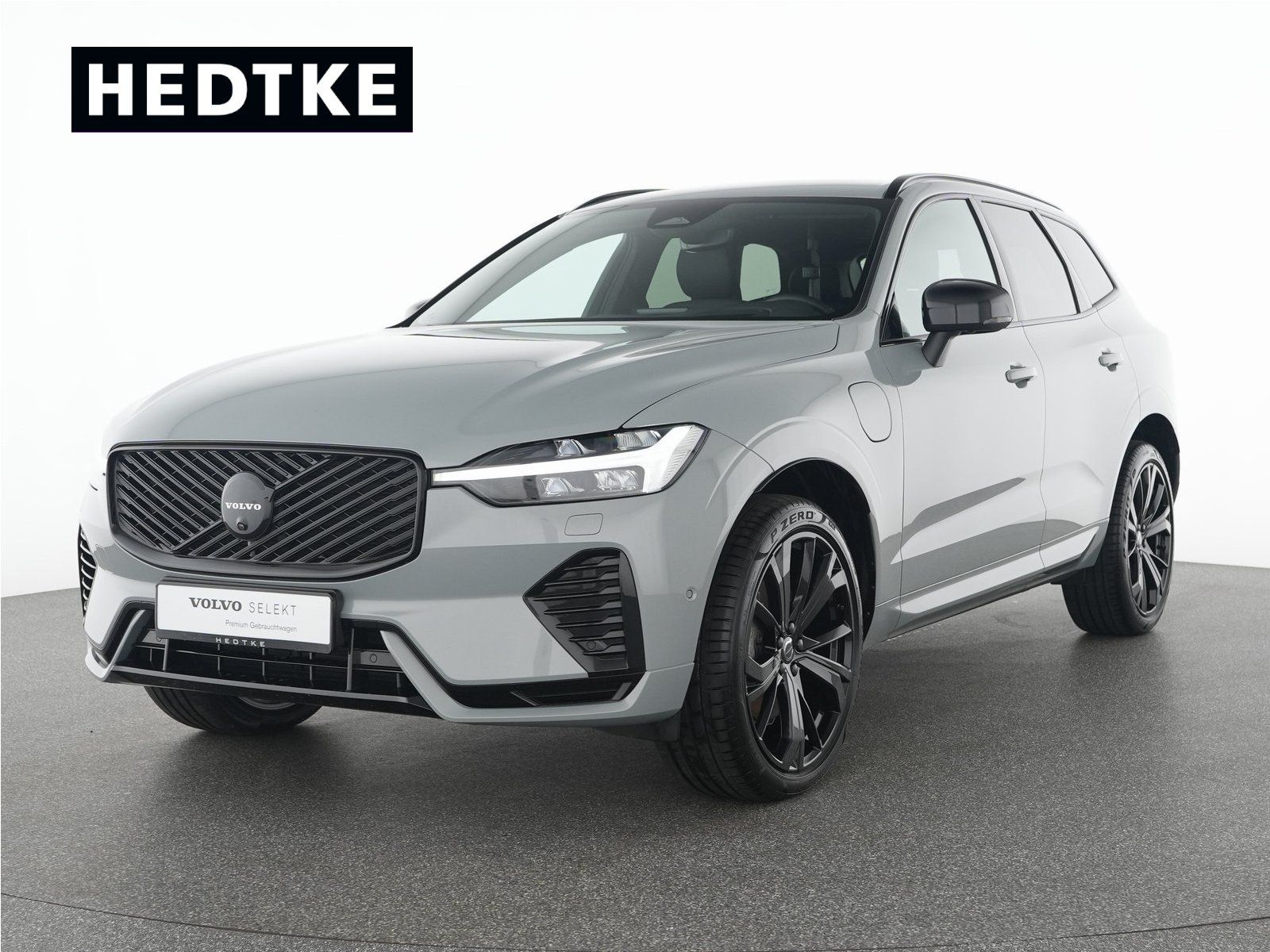 Volvo XC60 T8 AWD Plus Black Edition HUD*GSHD*AHK*360°