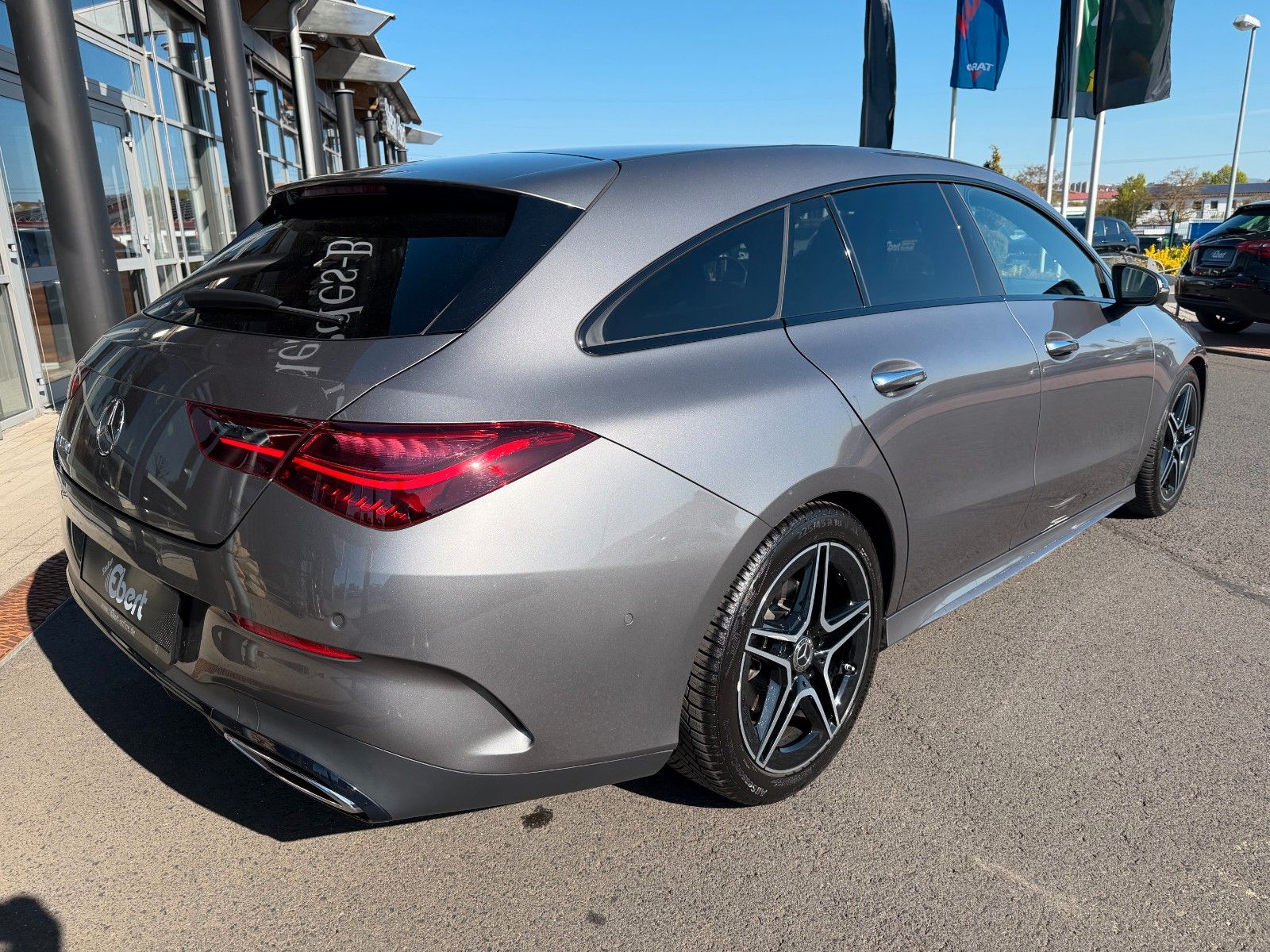 Fahrzeugabbildung Mercedes-Benz CLA 180 SB AMG+Pano+Burm+Distr+360+Night