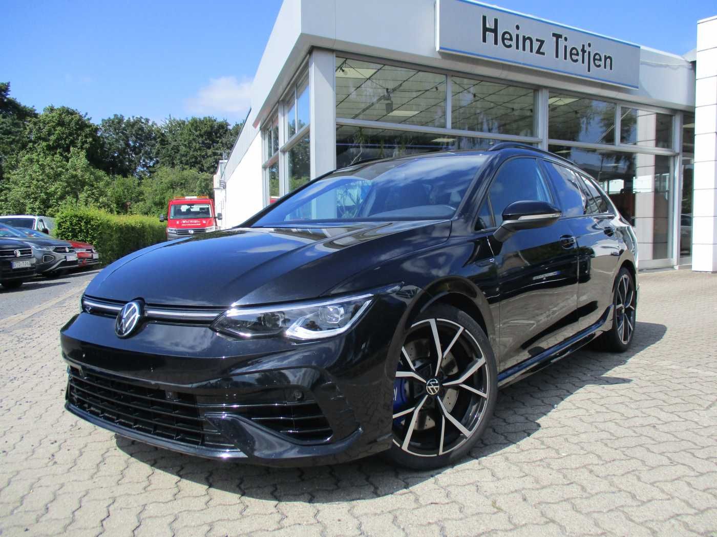 Volkswagen Golf VIII Variant 2.0 TSI OPF 4Motion DSG R foto 1