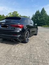 Audi RSQ3 2.5 TFSI S tronic quattro B&O 21Zoll Matrix - Audi RSQ3 von privat