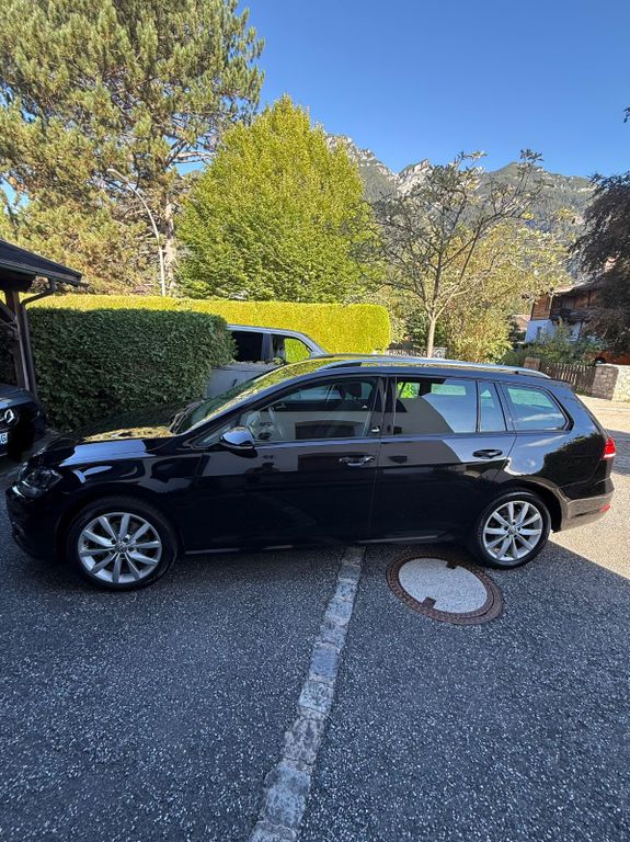 Image of Volkswagen Golf