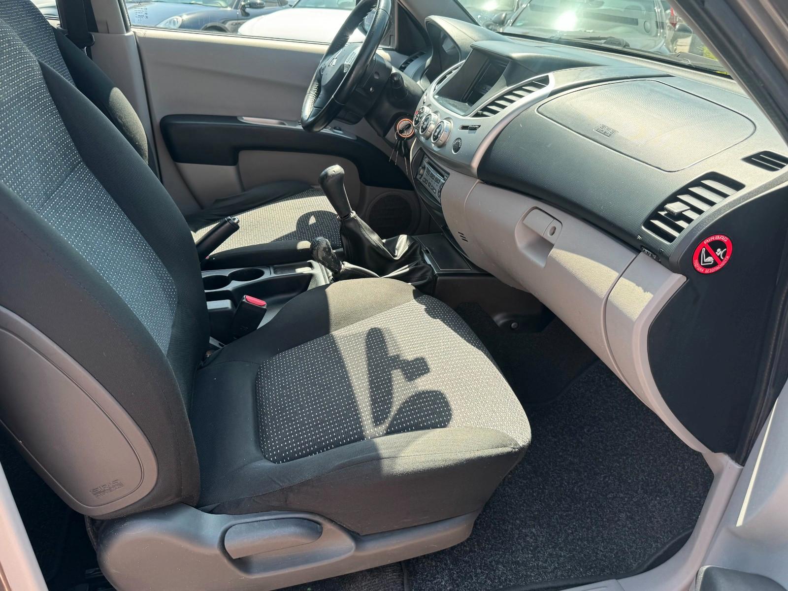 Mitsubishi L200 Intense Doppelkabine 4WD/Hardtop/Klima/