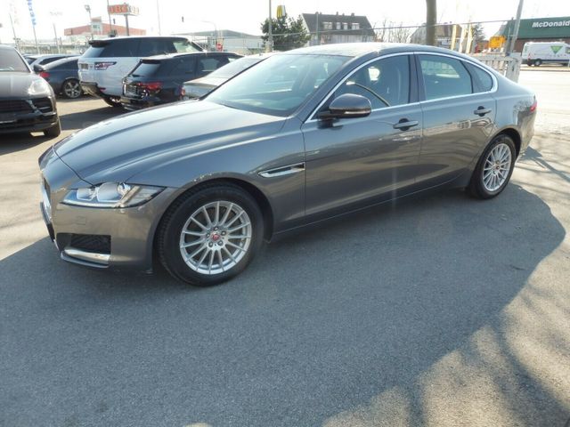 Jaguar XF Prestige 2.0 D AWD NAVI Bi-Xenon