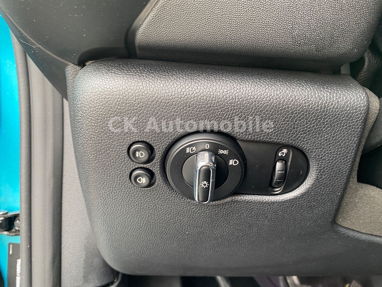 Fahrzeugabbildung MINI Cooper Cabrio  Chili/Leder/LED/PDC/Tempomat