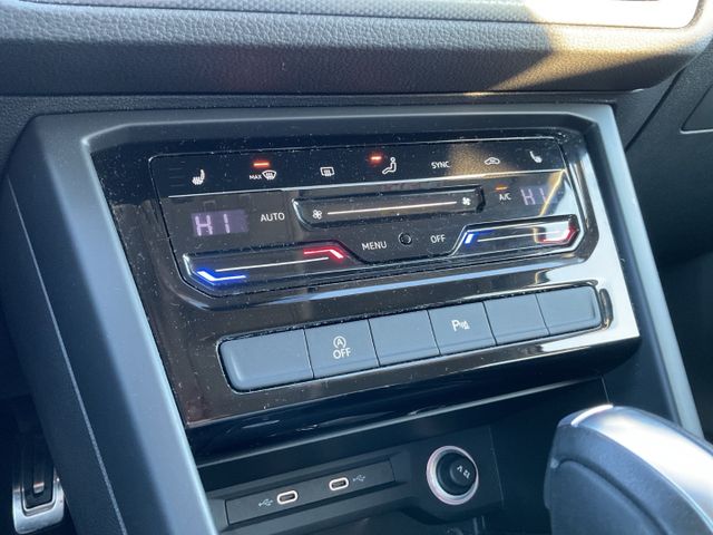 Touran Active 2.0 TDI Navi ACC Apple CarPlay