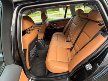 BMW 318 - 11