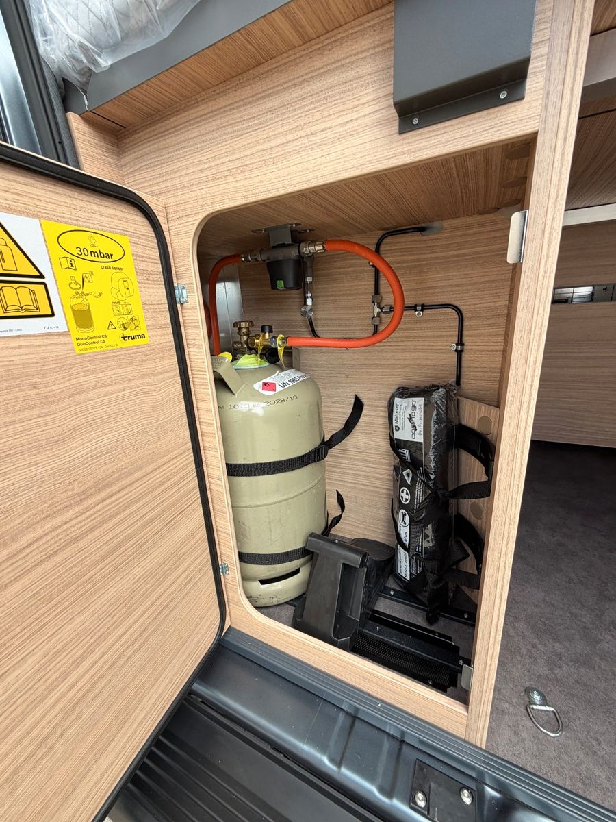 Fahrzeugabbildung Malibu Van charming GT skyview 640 LE