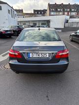 Mercedes-Benz E 250 *Steuerkette NEU*Checkheftgepflegt* - gebrauchte Mercedes-Benz E 250 aus dem Jahr 2010