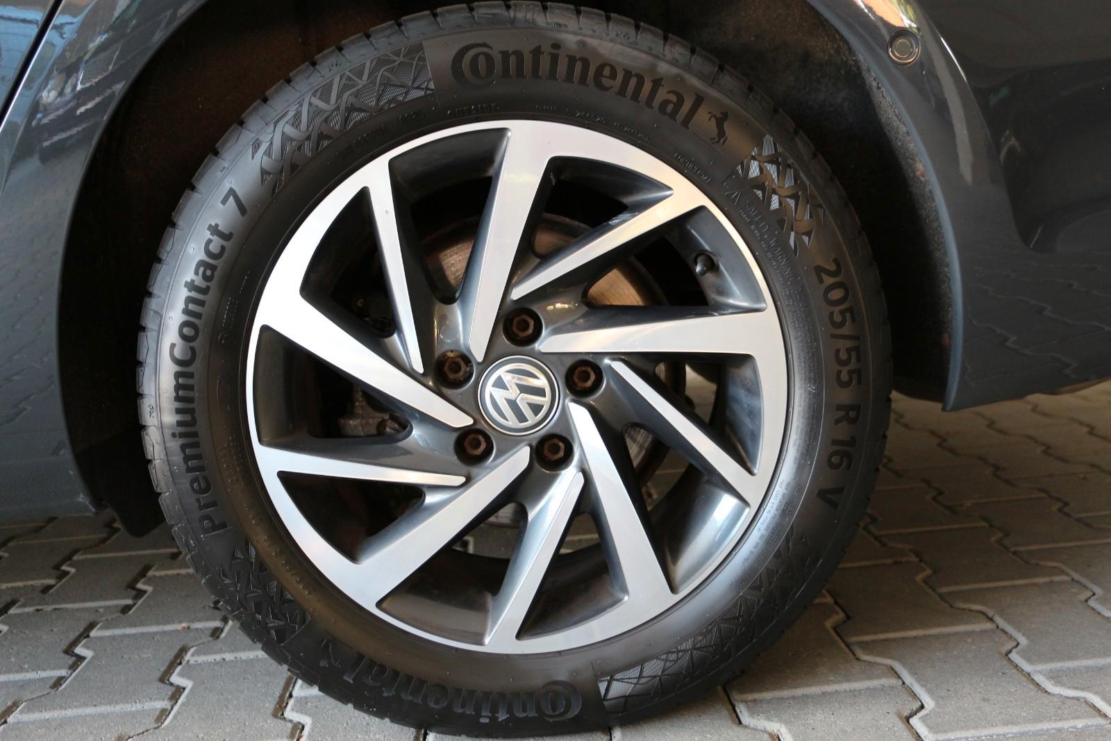 Volkswagen Golf VII Variant Sound 4Motion, Navi, LED, Cam.