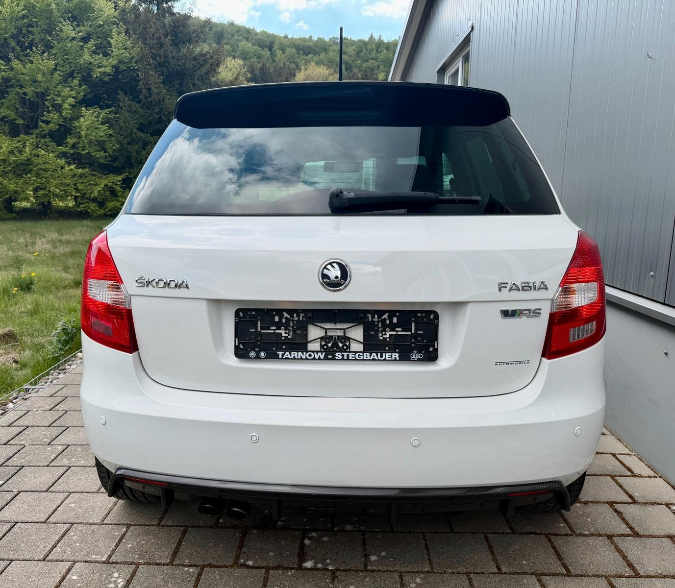 SKODA FABIA RS 1.4 TSI 180ch - DSG - CARBON - SIÈGES CHAUFFANTS - BLUETOOTH - REGULATEUR DE VITESSE
