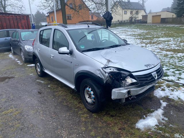 Dacia Sandero Stepway 1,6 Benzin