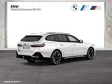 BMW 550e xDrive Touring M Sport Komfortsitz Pano AHK - weiße BMW 550