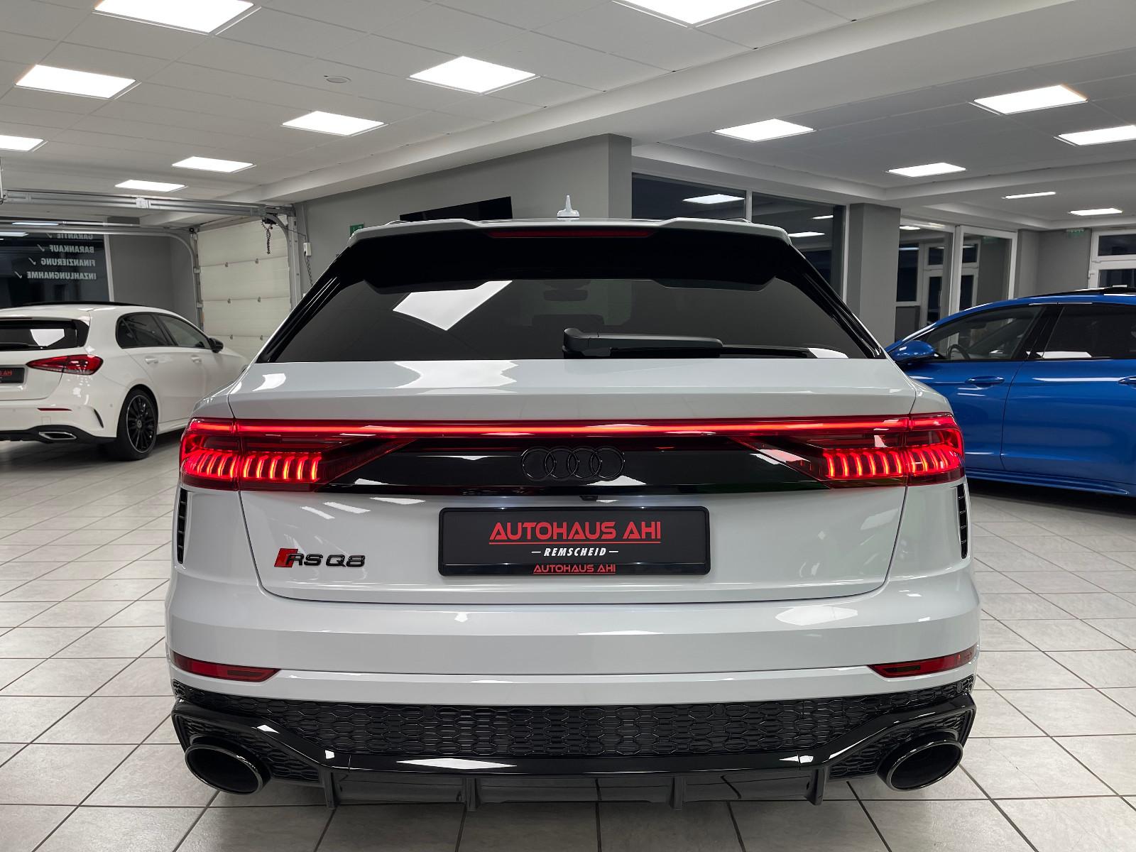 Audi RSQ8 | Voll | Suzuka | Dynamik+ | Soft | Massage