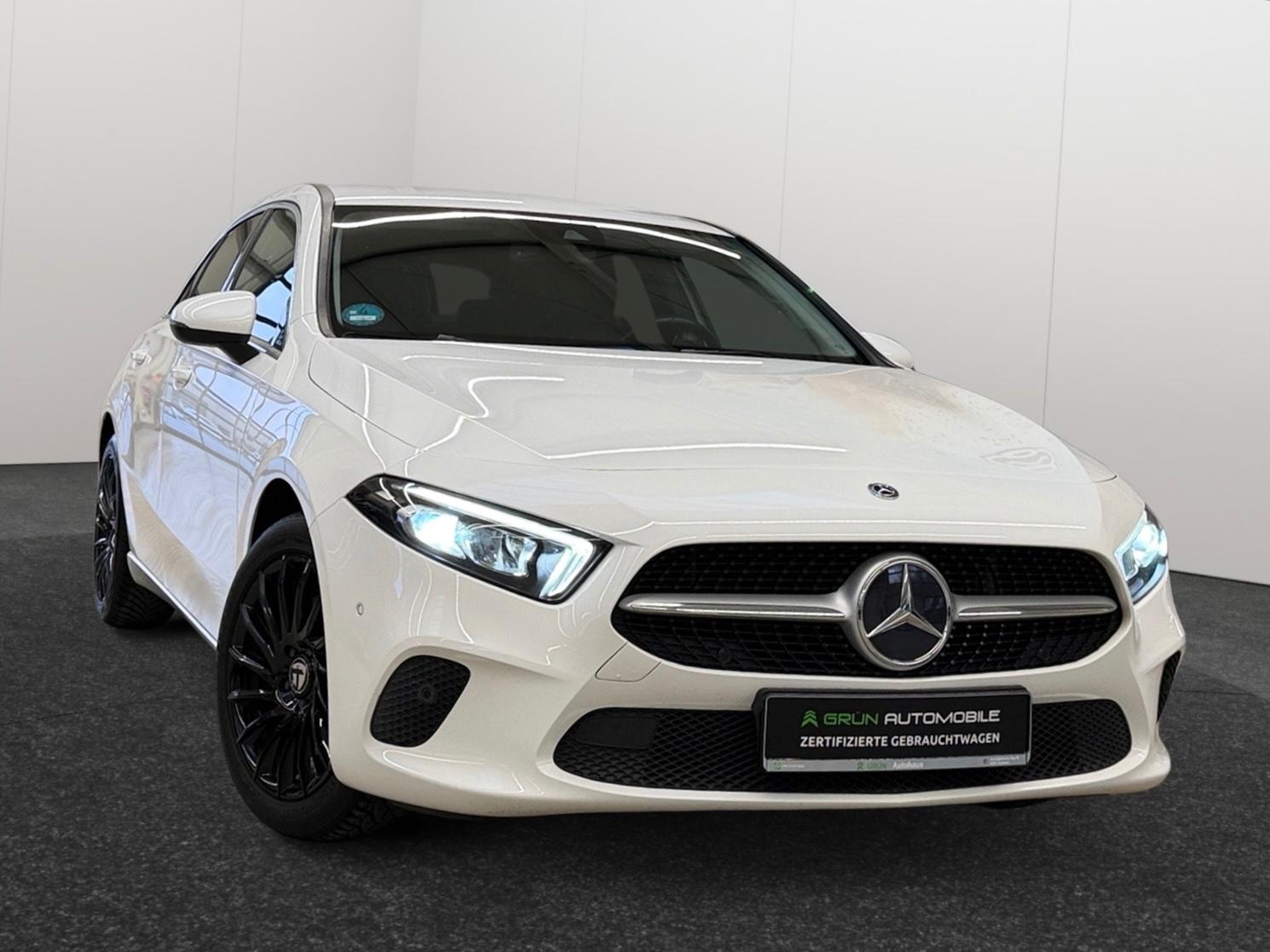 Mercedes-Benz A 220/8Fach/FrontKamera/Navi/Garantie