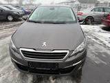 Peugeot 308 Style 1.2 - Peugeot 308 Style mit Benzin-Antrieb