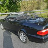 Mercedes-Benz CLK 230 KOMPRESSOR AVANTGARDE Avantgarde - Mercedes-Benz CLK 230 aus 2000