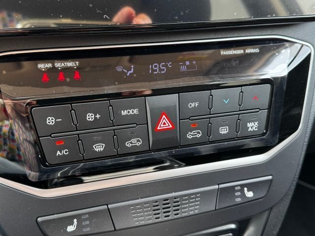 Fahrzeugabbildung KGM Tivoli Nomad Automatic*Klima*Navi*MJ25