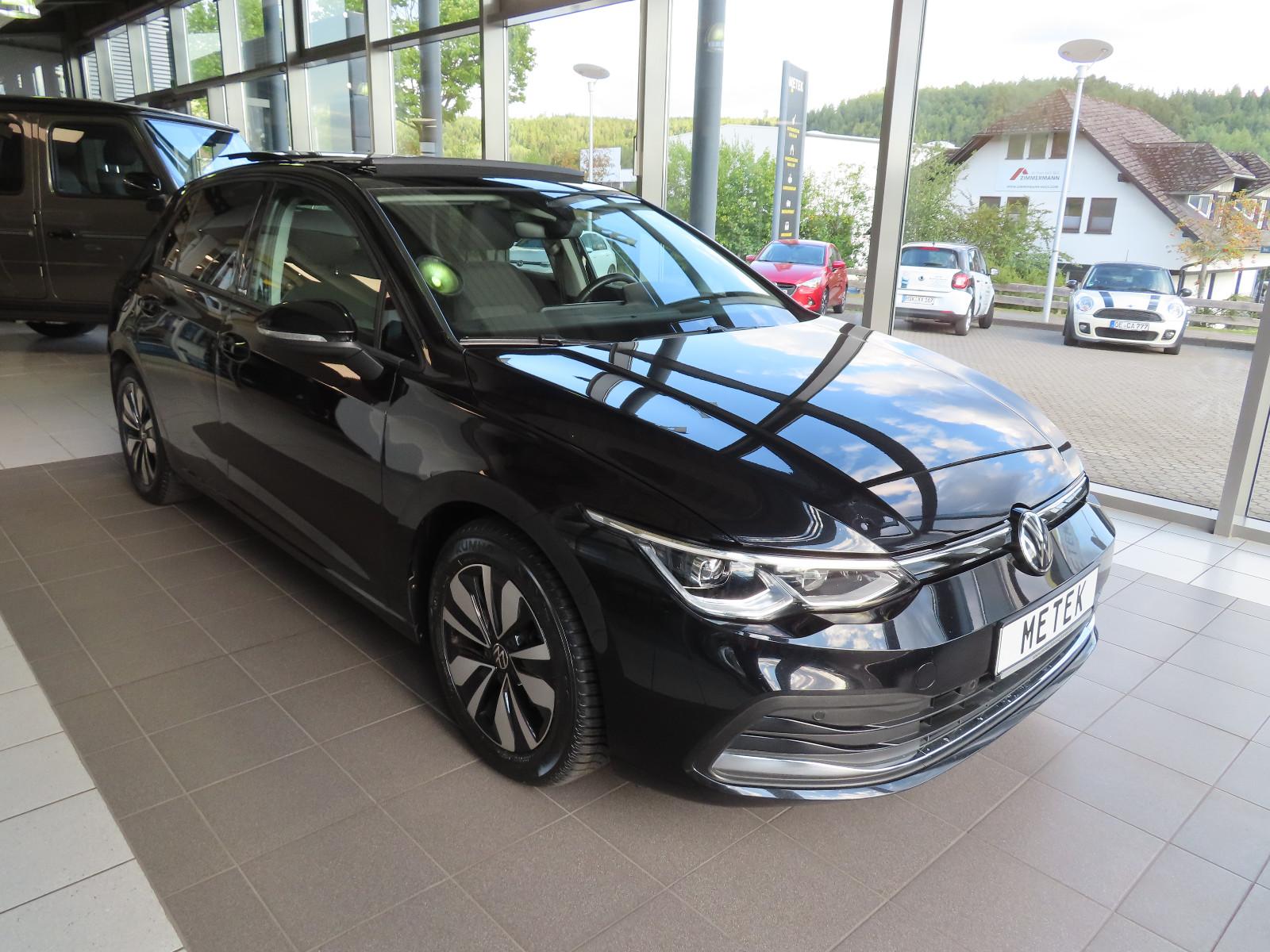 Volkswagen Golf VIII Lim. Move DSG PANO ACC AHK LED, миниатюра 4
