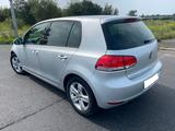 Volkswagen Golf 1.2 TSI BlueMotion Tech, Navi, AHK, 6 Gang - Volkswagen Golf aus 2011: 1.6