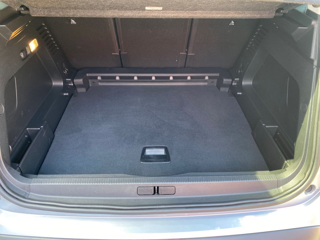 Fahrzeugabbildung Citroën C5 Aircross Pure Tech 130 S&S EAT8 MAX