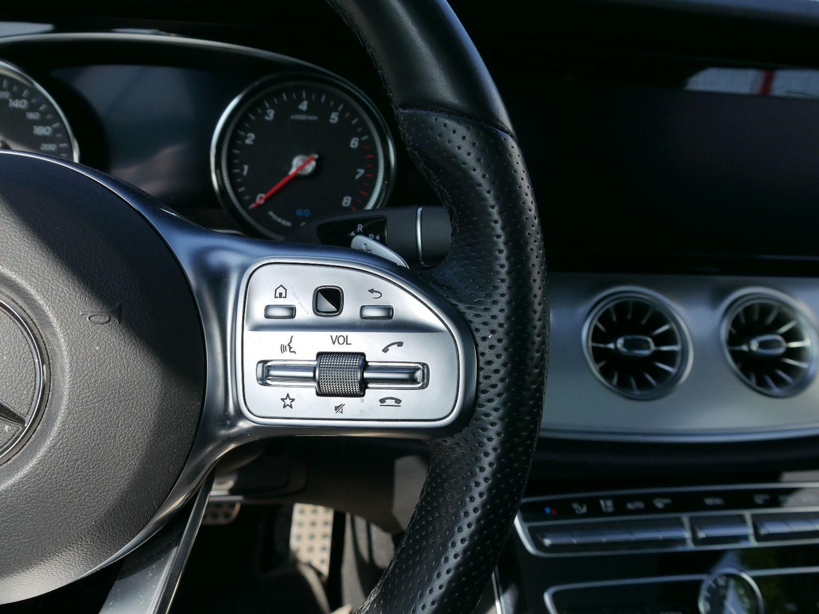 Mercedes-Benz E 300 Coupe-AMG-LINE NAVI PDC KAMERA LED SHZ KLI foto 12