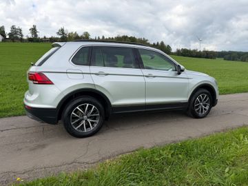 Volkswagen Tiguan - 8