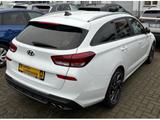 Hyundai i30 cw 1.6 CRDI N-Line Aut. *NAV*R-CAM*MEMORY* - Hyundai i30 mit Diesel-Antrieb: Kombi, Automatik, 1.6
