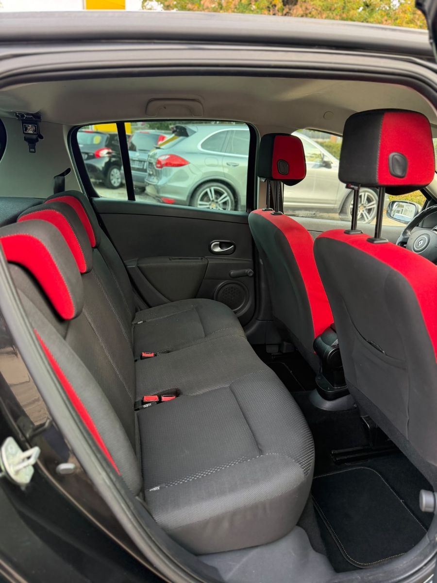Fahrzeugabbildung Renault Clio III*Klima