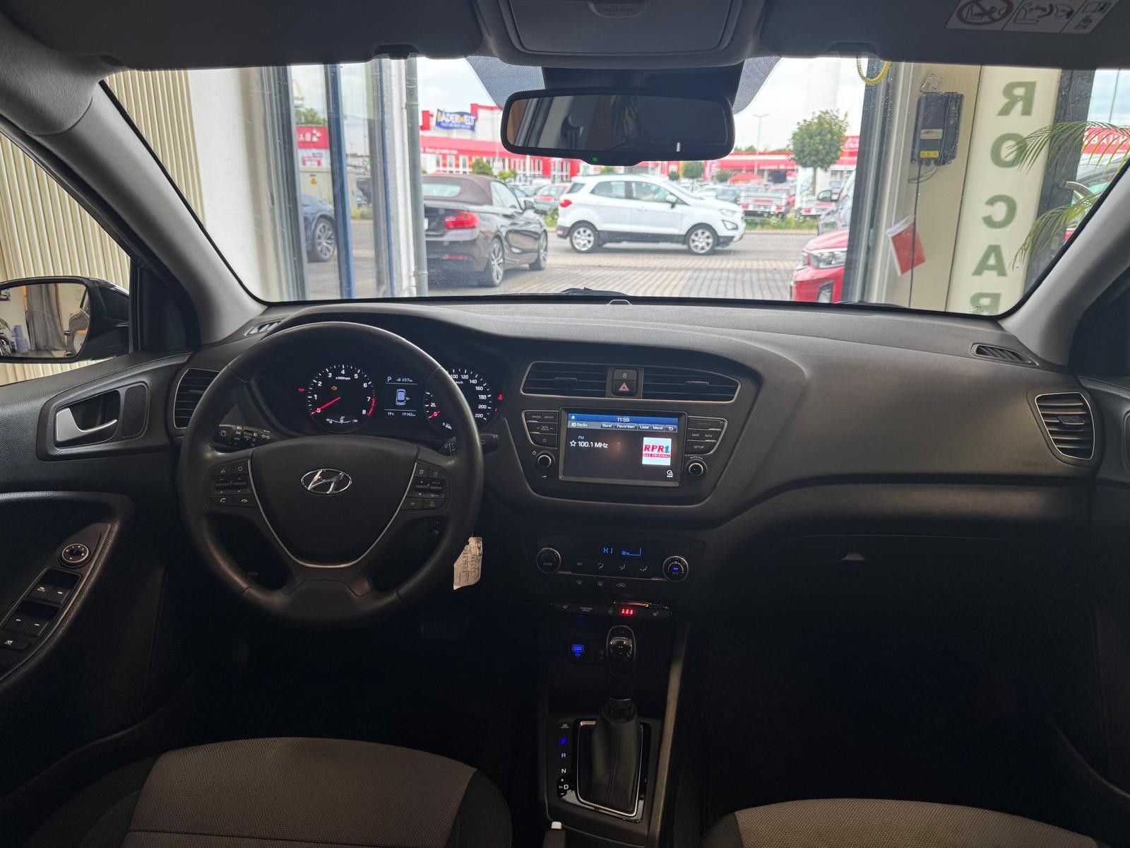Fahrzeugabbildung Hyundai i20 YES! Plus /NAVI/KLIMA/KAMERA/SCHECKHEFT