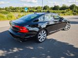 Volvo T5 Inscription/B&W/HUD/360°/Garantie/4-Zonen/S+W - Volvo: B