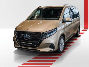 Mercedes V 220 - 2