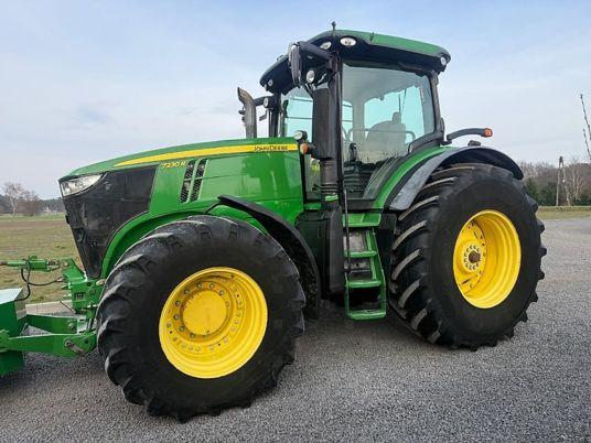 John Deere 7230R *Auto Quad*