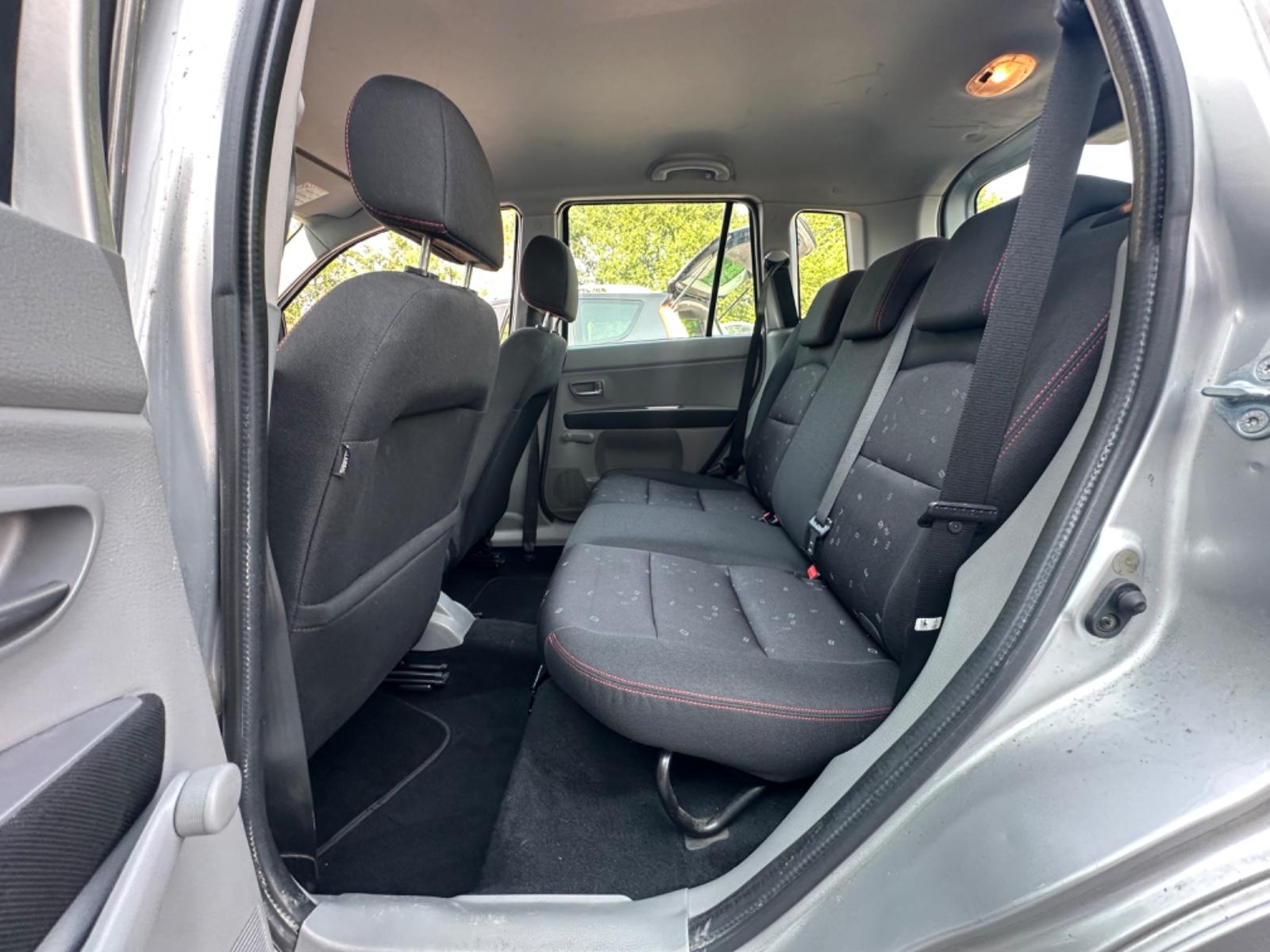 Mazda 2 Automatik 2.HD - Klima - Zahnriemen & TÜV NEU