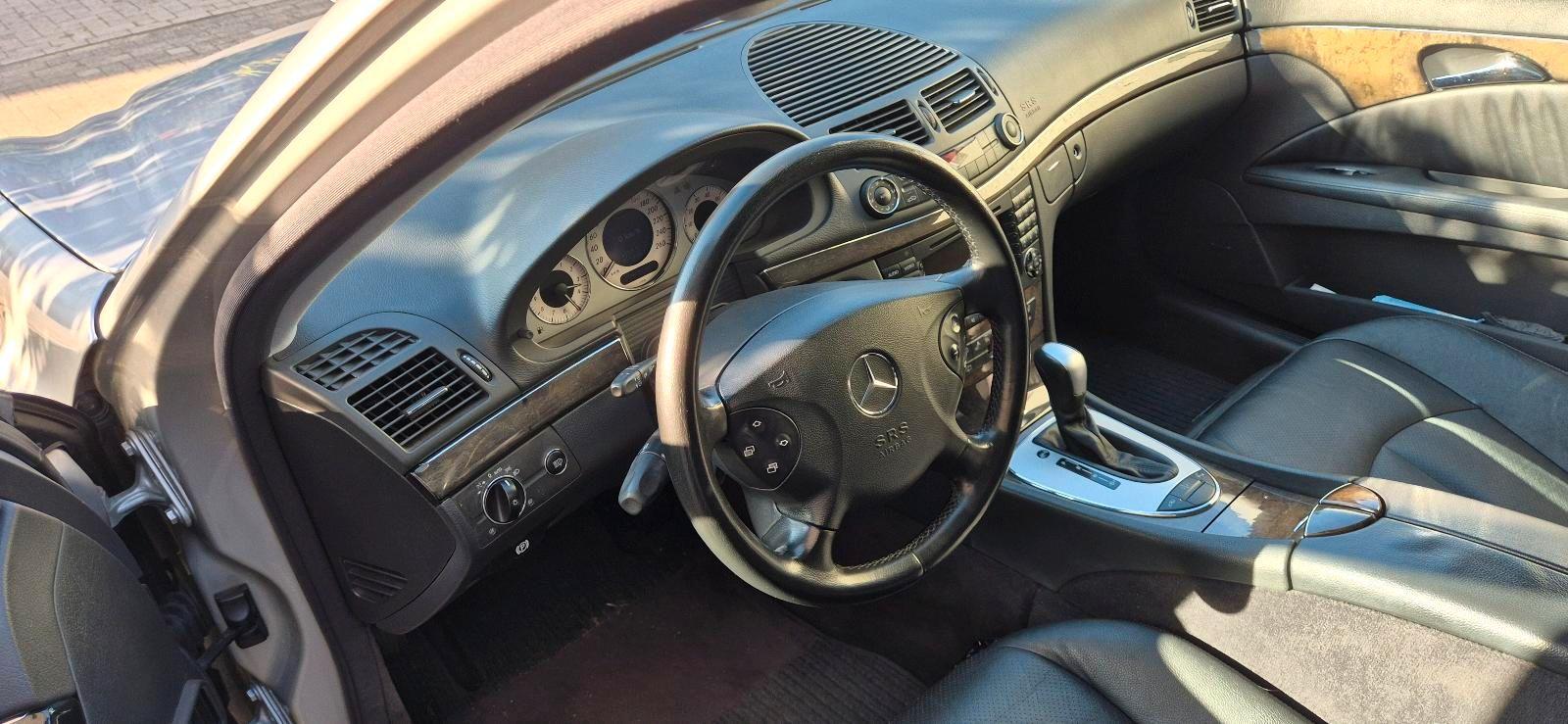Mercedes-Benz E320 2004 — двигун 224 HP (165kW)