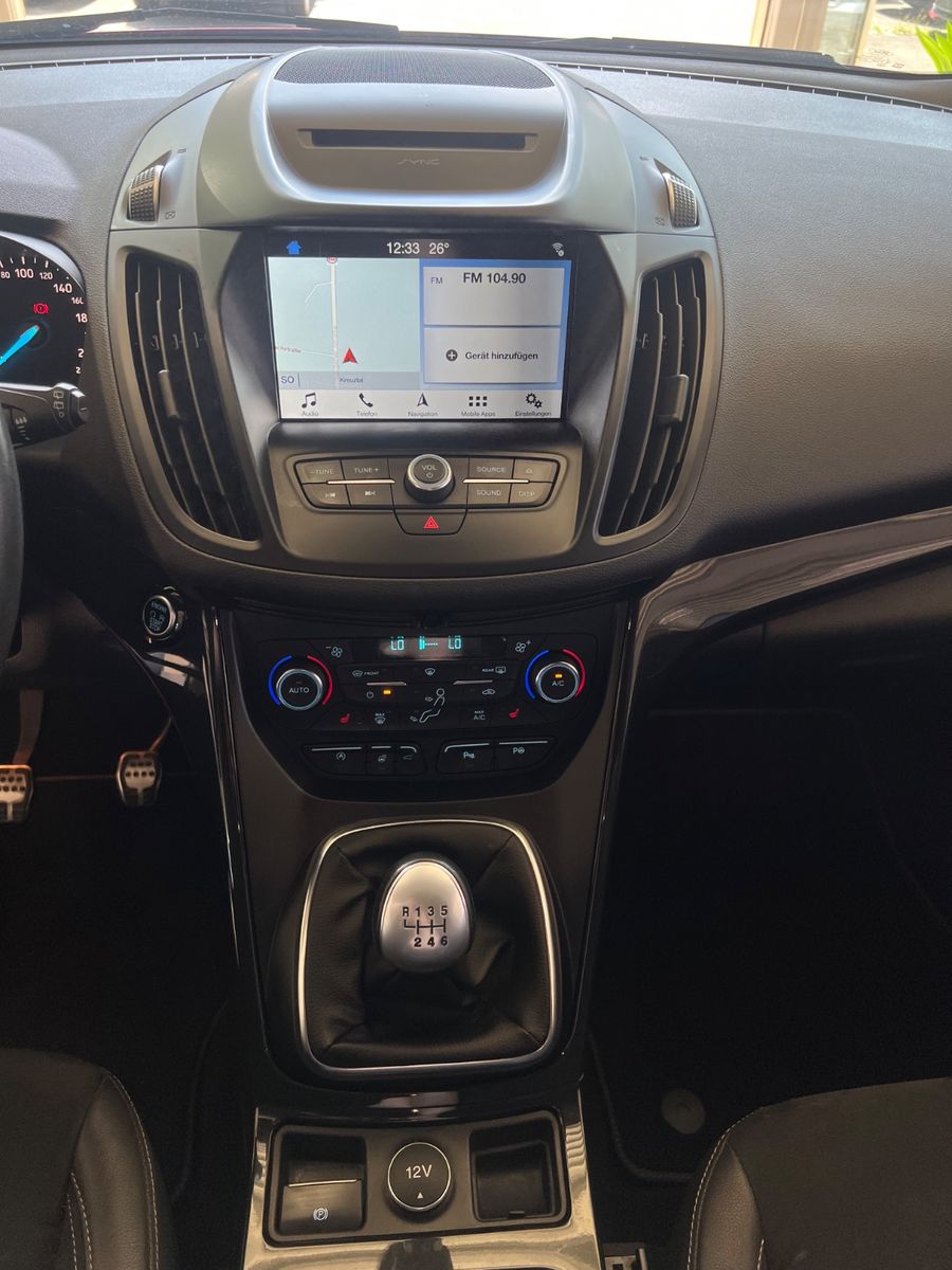 Fahrzeugabbildung Ford Kuga ST-Line * ROT/SCHWARZ *
