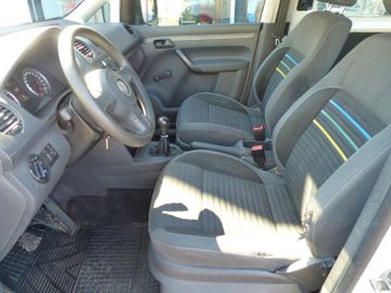Volkswagen Caddy - 12