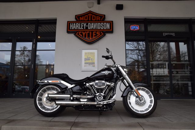 Harley-Davidson FLFBS Fat Boy mit Jekill&Hyde Auspuff