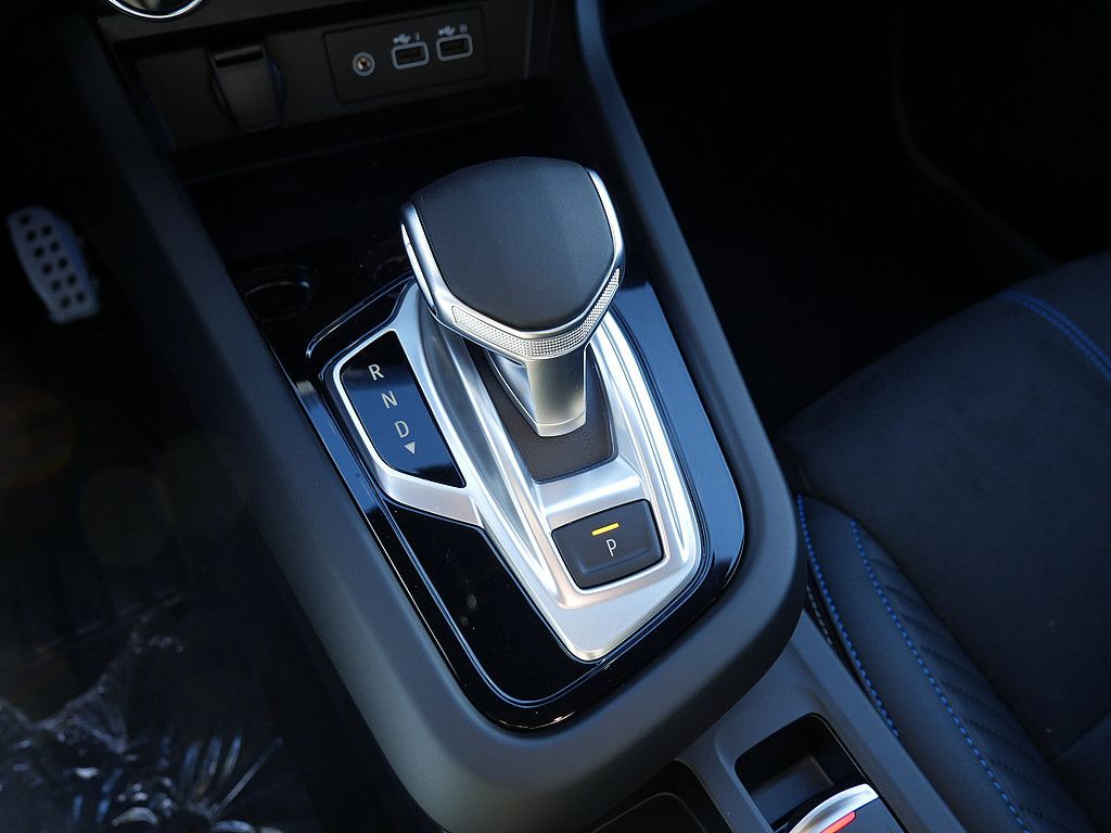 Fahrzeugabbildung Renault Arkana Esprit Alpine TCe 160 EDC