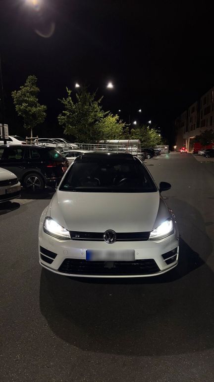 Image of Volkswagen Golf