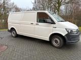 Volkswagen T6 Transporter - Volkswagen T6 Transporter mit Anhängerkupplung