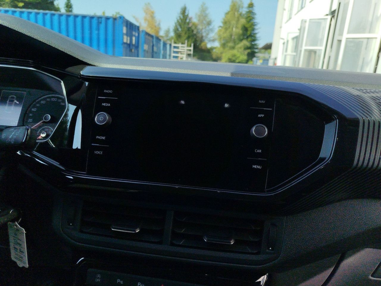 Fahrzeugabbildung Volkswagen T-Cross Style 1.0 TSI OPF 81 kW 6-Gang, AHK