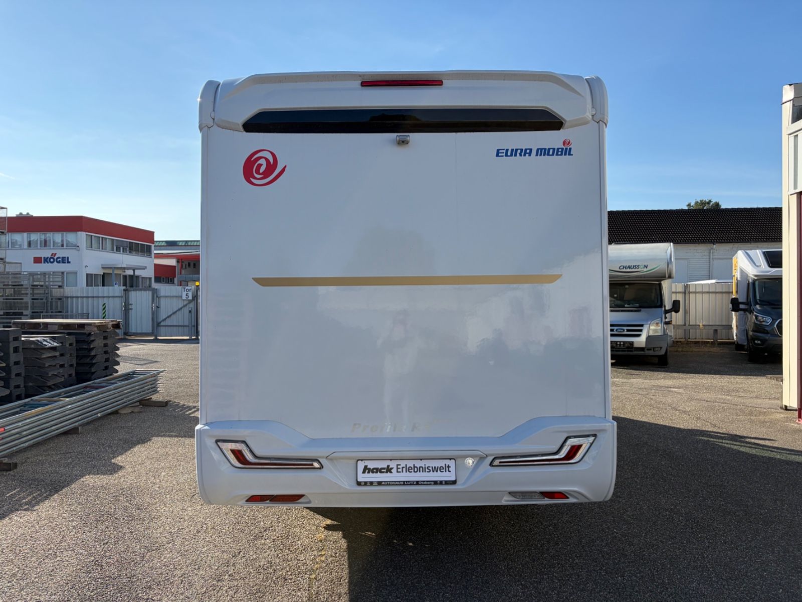 Fahrzeugabbildung Eura Mobil Profila RS 695 EB