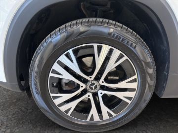 Mercedes GLB 180 - 12
