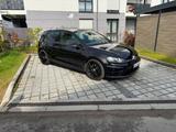 Volkswagen Golf 2.0 TSI 4MOTION BMT R R - Volkswagen Golf mit Benzin-Antrieb: Kleinwagen, 2.0