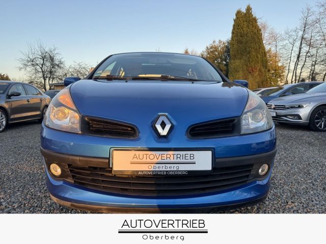 Renault Clio 1.2 KLIMA PANO ISOFIX ZV MFL CD BC 1. HAND