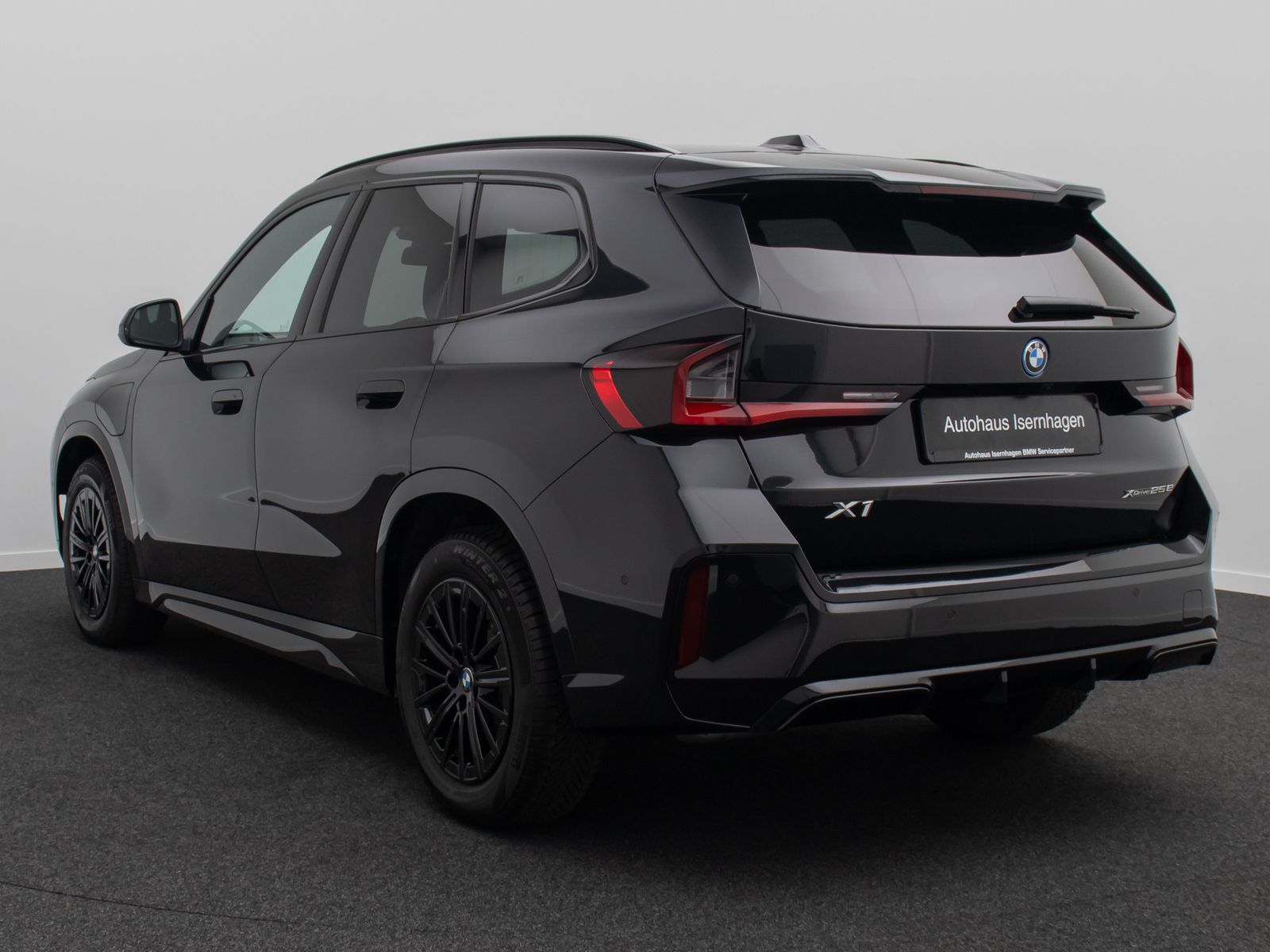 Fahrzeugabbildung BMW X1 xD25e M Sport H/K Kamera Panorama DAB Memory