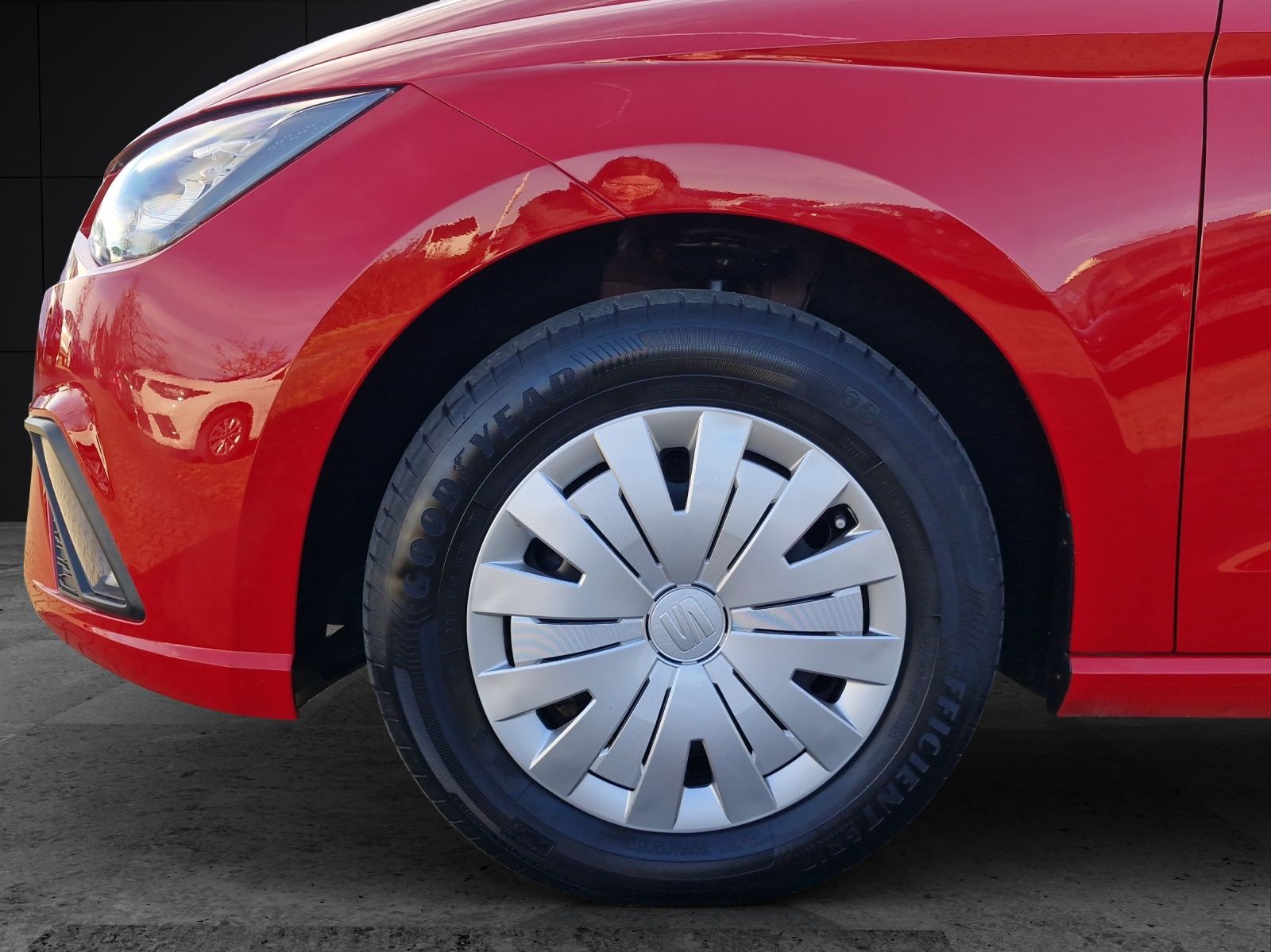 Fahrzeugabbildung SEAT Ibiza Reference 1.0 MPI LED KLIMA