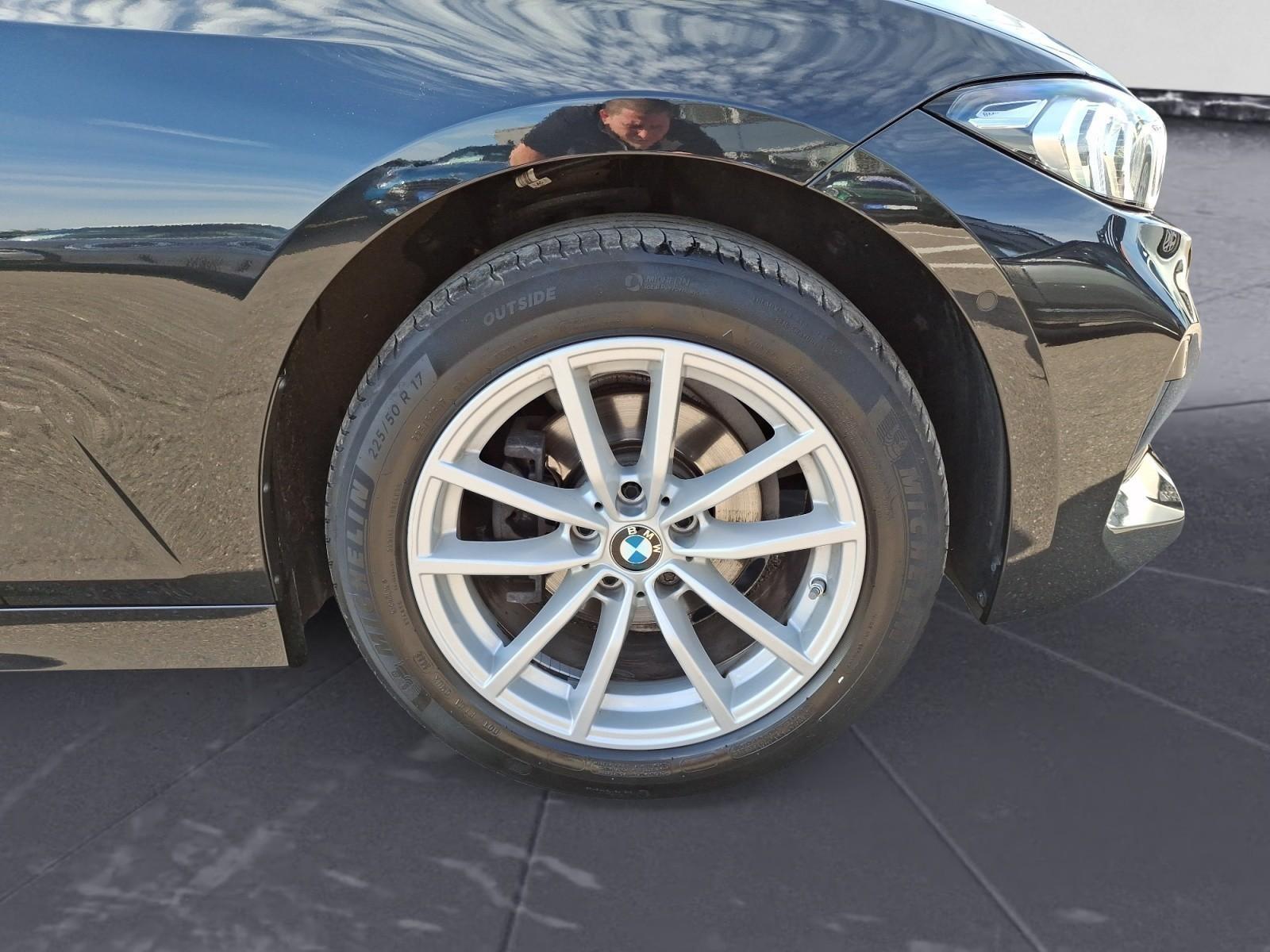 BMW 3 Series i Limousine Parking Assistent Sitzheizung Hea, миниатюра 11