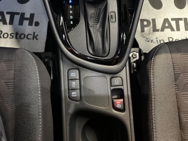 Toyota Yaris Hybrid Teamplayer *Safety&Comfort-Paket*